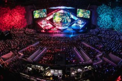 S15总决赛下路风云：卡莎、霞、厄斐琉斯崛起成霸主